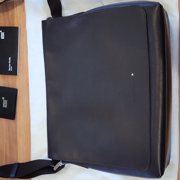 NWT Dark Brown Leather Montblanc Messenger Bag - Picture 2 of 9